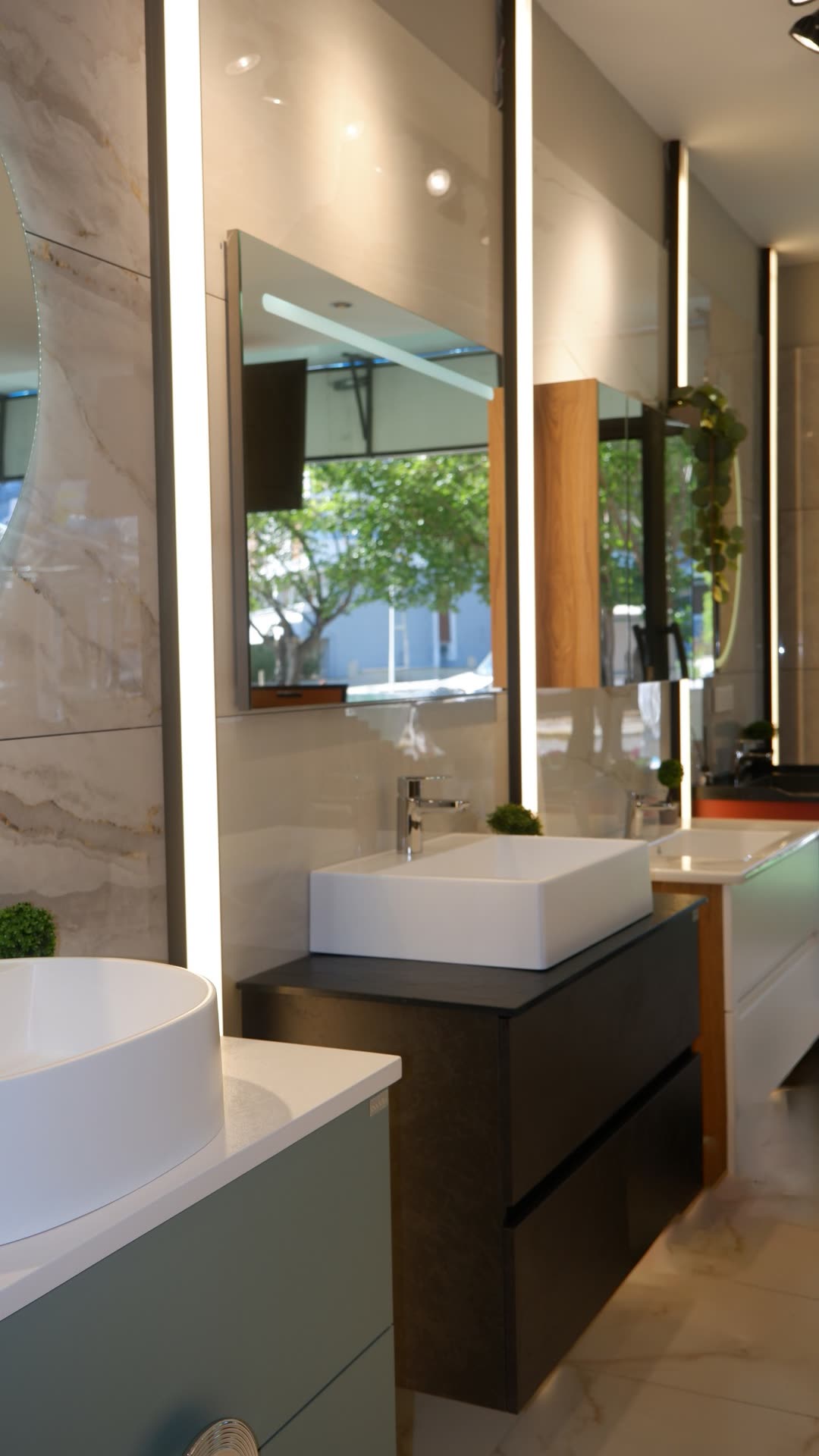 Proje Çelik Ev — Banyo showroom'u